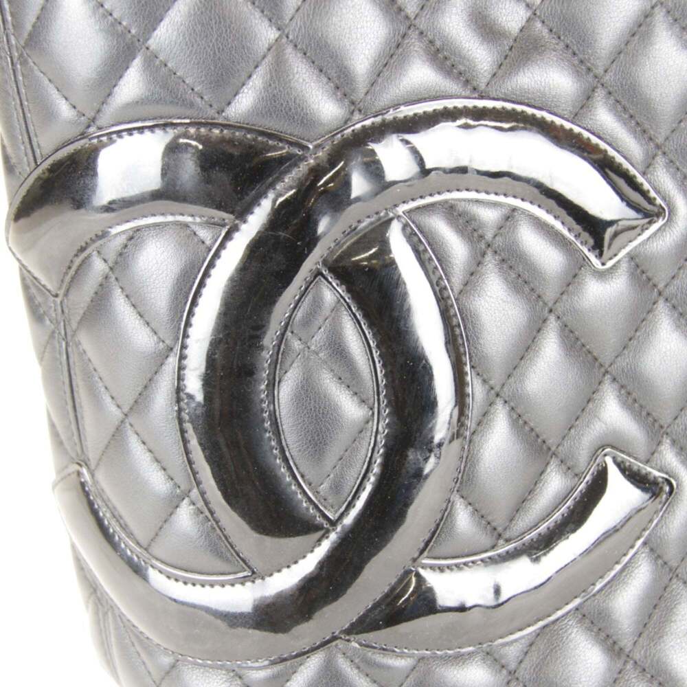 CHANEL Black Lambskin Leather Tote Bag - Picture 14 of 14